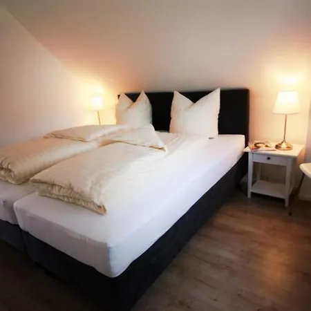 K 102 Og - Stilvolle Ferienwohnung An Der Müritz In Röbel An Der Müritz Apartment