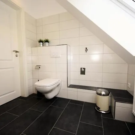 Apartment K 102 Og - Stilvolle Ferienwohnung An Der Müritz In Röbel An Der Müritz *