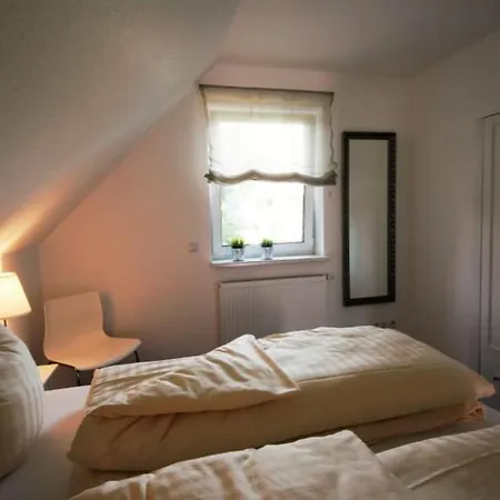 K 102 Og - Stilvolle Ferienwohnung An Der Müritz In Röbel An Der Müritz *